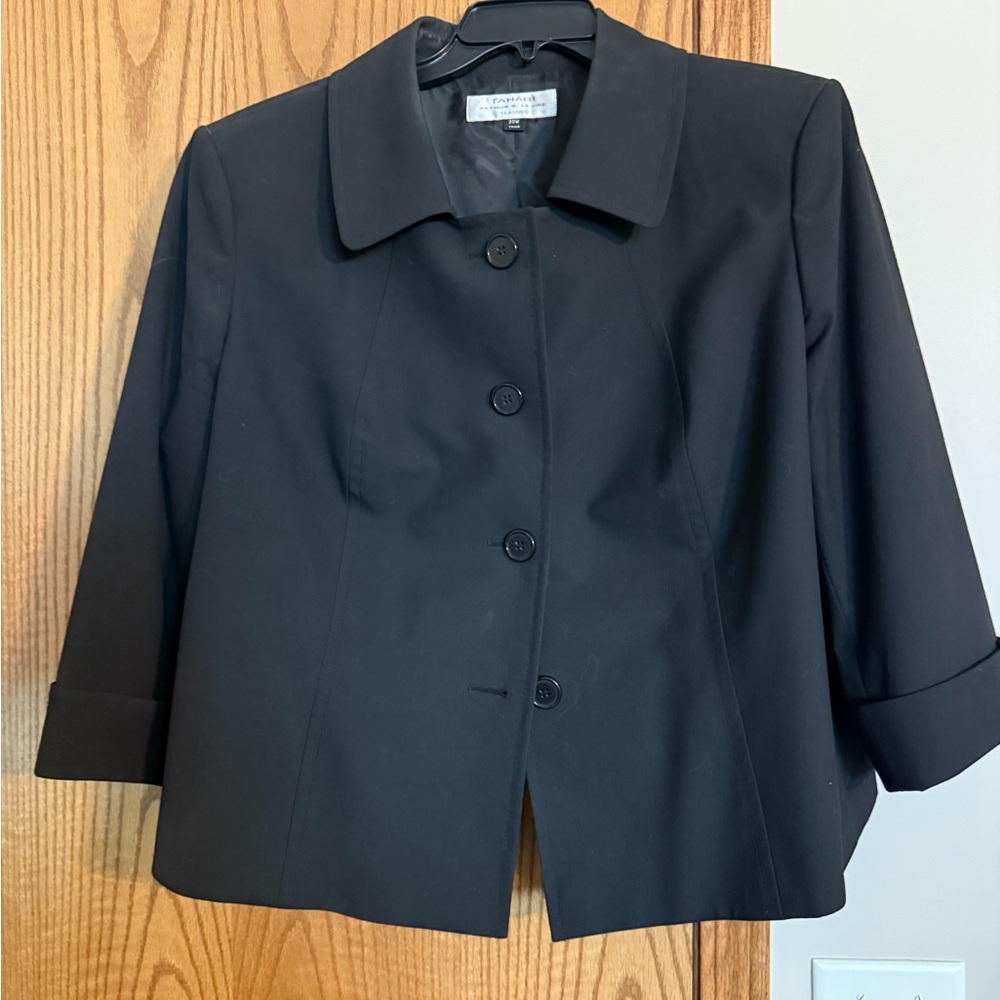 Tahari Black Cropped Button-Front Blazer